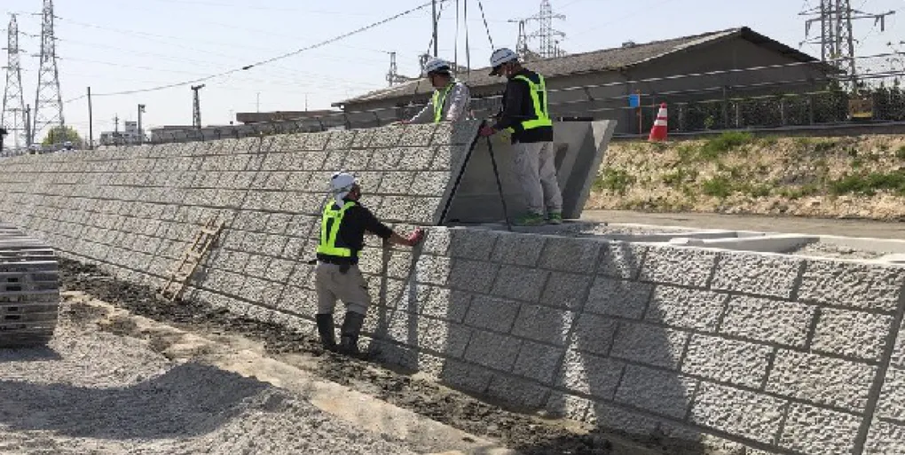 タイル・れんが・ブロック工事の施工現場