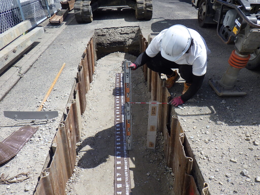 撫川地内汚水管埋設工事（その53）の施工写真